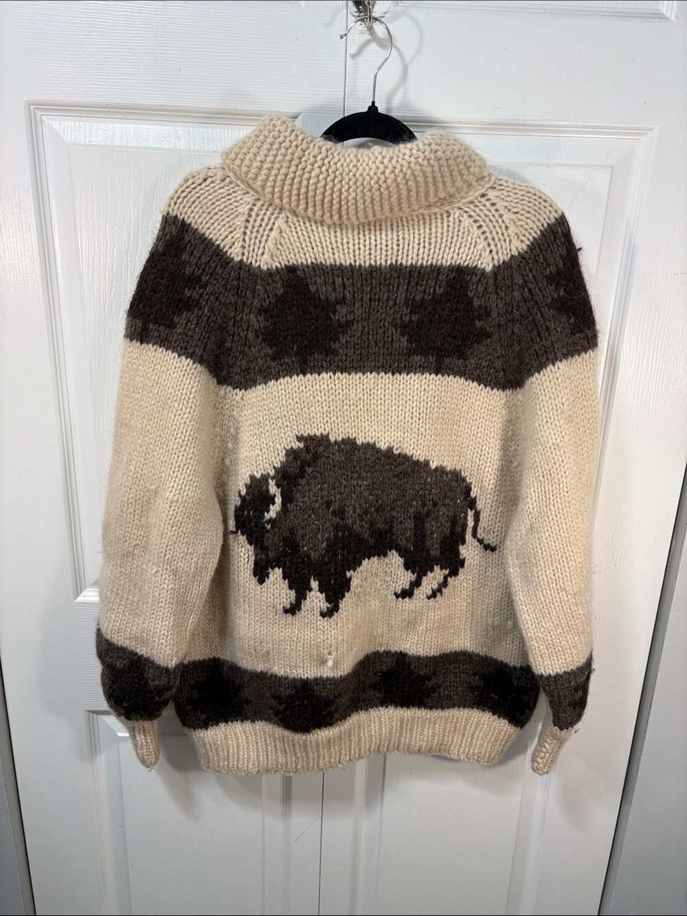 Hand Knit Buffalo Wool Zip-Up Cardigan Sweater Cream Brown Western Cabin Cozy - Picture 4 of 6